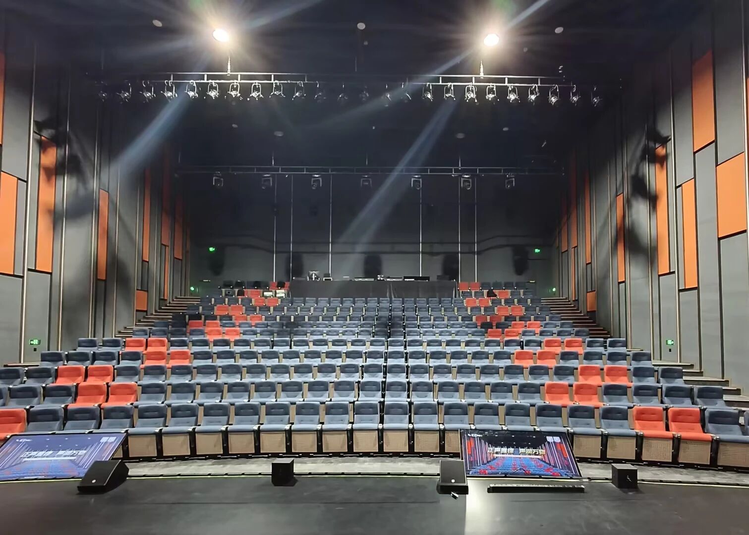 “正声雅律，声润万物——易科多功能实验剧场启用暨ezacoustics艺科声新品发布会”圆满举办