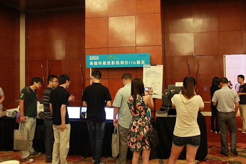 展区九：科视投影机和Biro展区