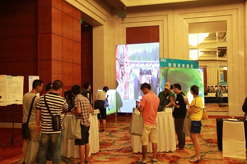 展区三创意投影展区
